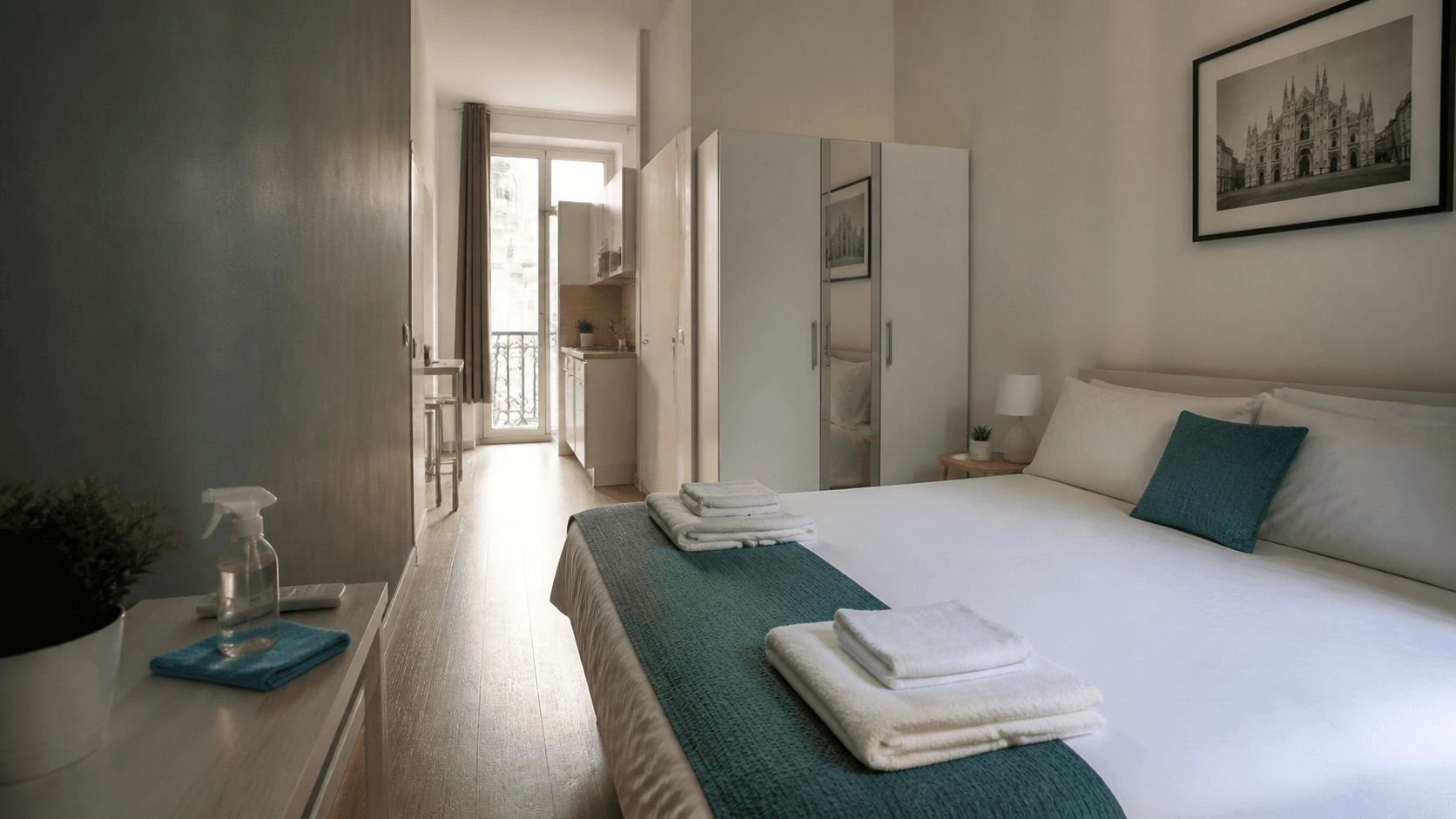 Camera di un B&B pulita, ordinata e pronta per i nuovi ospiti